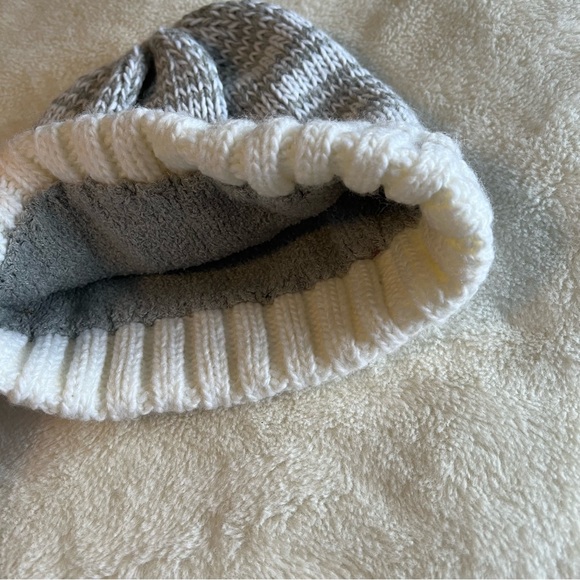 Winter Hat ❄️ - Picture 6 of 10